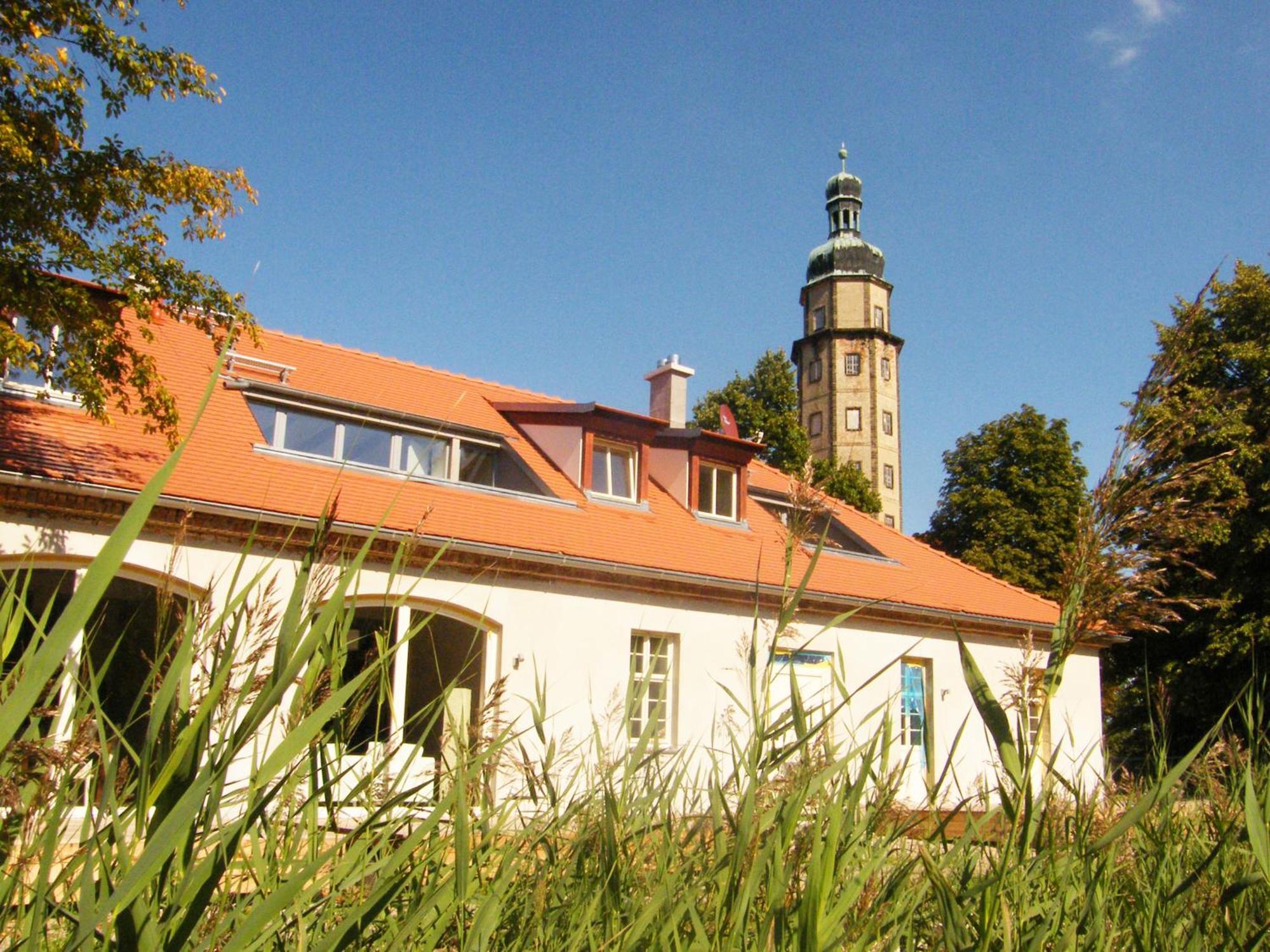 Resort "Schloss Reinharz" Бад-Шмидеберг Экстерьер фото